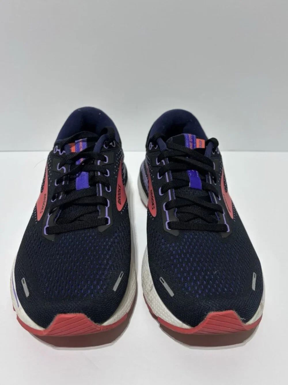 Brooks Women’s Adrenaline GTS 22, Black/Purple Running Shoes, Size 9.5 M